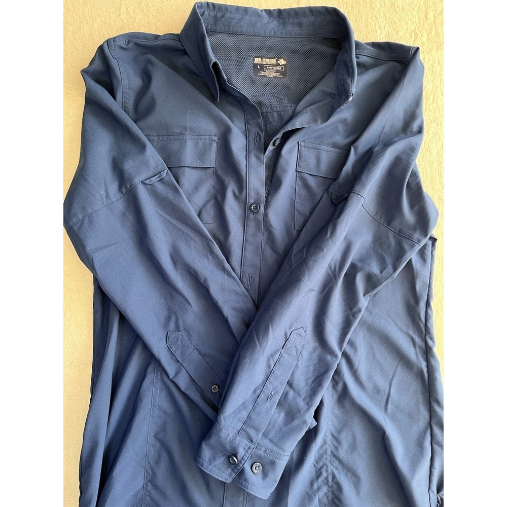 Reel Legends Saltwater L Navy Fishing Shirt Vented Performance Button Down